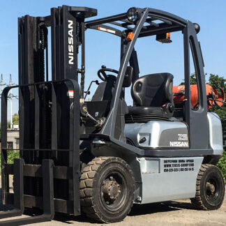 Вилочный погрузчик NISSAN UD02A25PQ