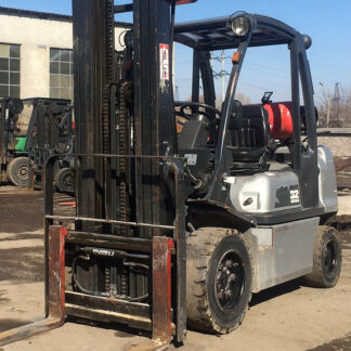 Вилочный погрузчик NISSAN UGD02A32PQ 2003 года