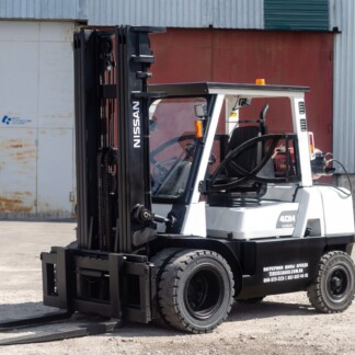 Вилочный газовый погрузчик Nissan FG40